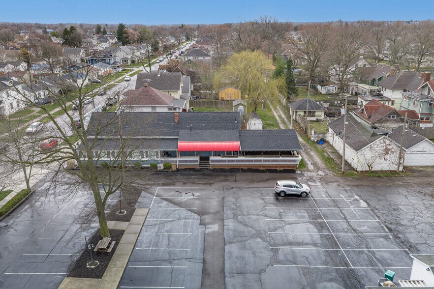 More Photos Of 227 E Cecil St, Springfield Restaurant For Sale