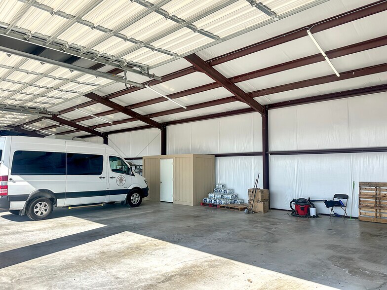 More Photos Of 37 Royal Oaks Loop, Fredericksburg Industrial For Sale