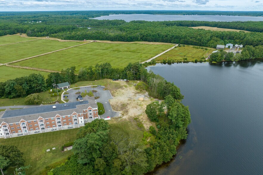 More Photos Of 57 Long Point Rd, Lakeville Specialty For Sale