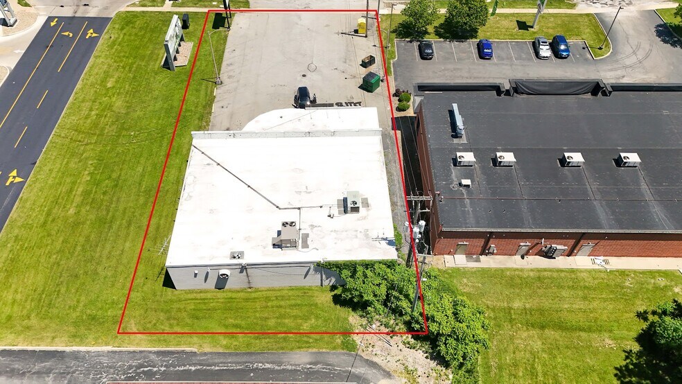 More Photos Of 3620 Belmont Ave, Youngstown Freestanding For Sale