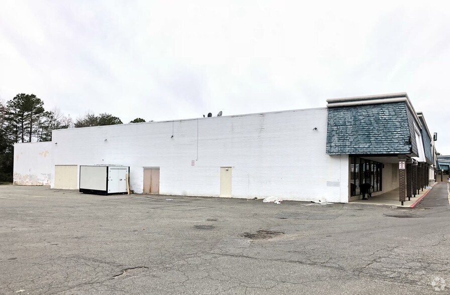 More Photos Of 21600 Great Mills Rd, Lexington Park Freestanding For Lease