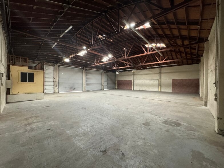 More Photos Of 352 Griffin St, Salinas Warehouse For Lease