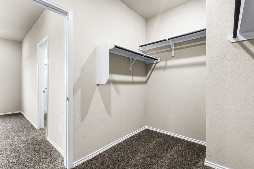 More Photos Of 8911 FM 1560, San Antonio Multifamily For Sale