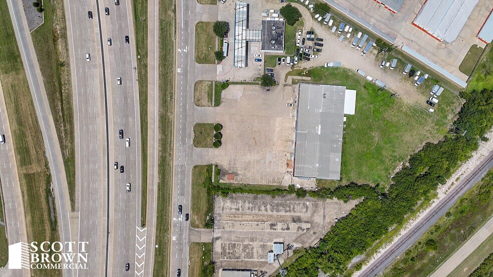 More Photos Of 2455 E Highway 121, Lewisville Storefront For Lease