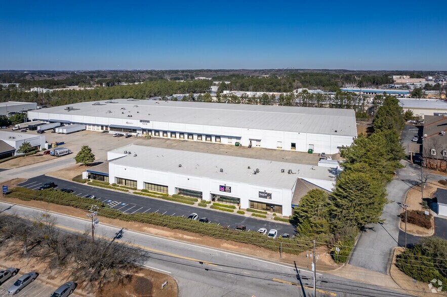 More Photos Of 1310 Citizens Pky, Morrow Unknown For Lease