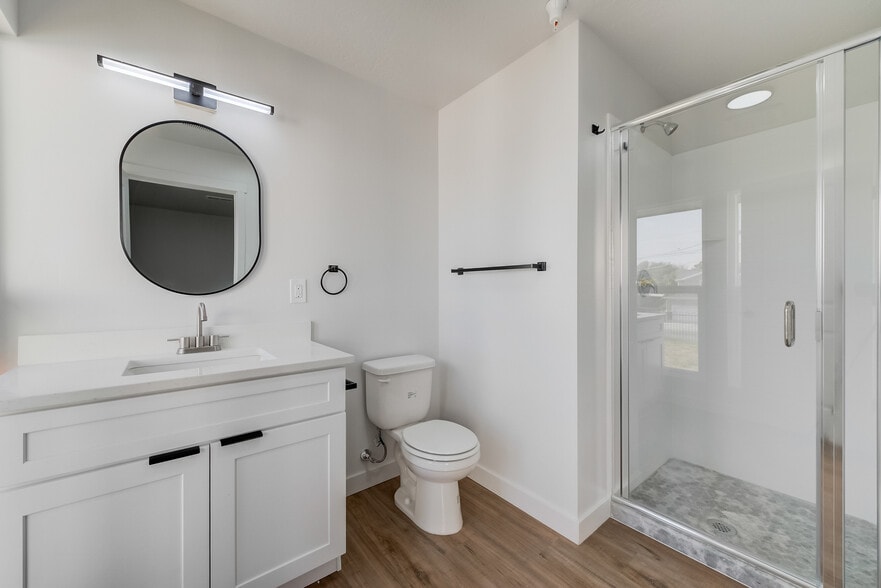 More Photos Of 404 E 5600 S, Salt Lake City Apartments For Sale