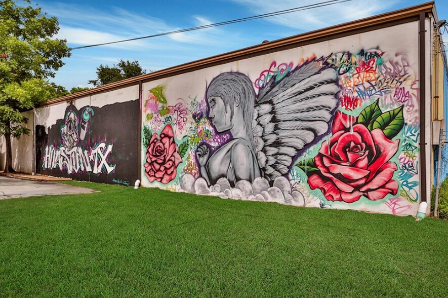 More Photos Of 7629 Harrisburg Blvd, Houston Land For Lease