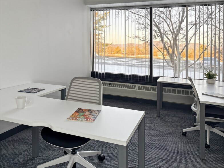 More Photos Of 53 Frontage Rd, Hampton Coworking Space