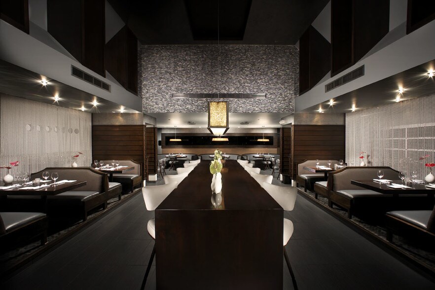 More Photos Of 7707 E McDowell Rd, Scottsdale Restaurant For Lease