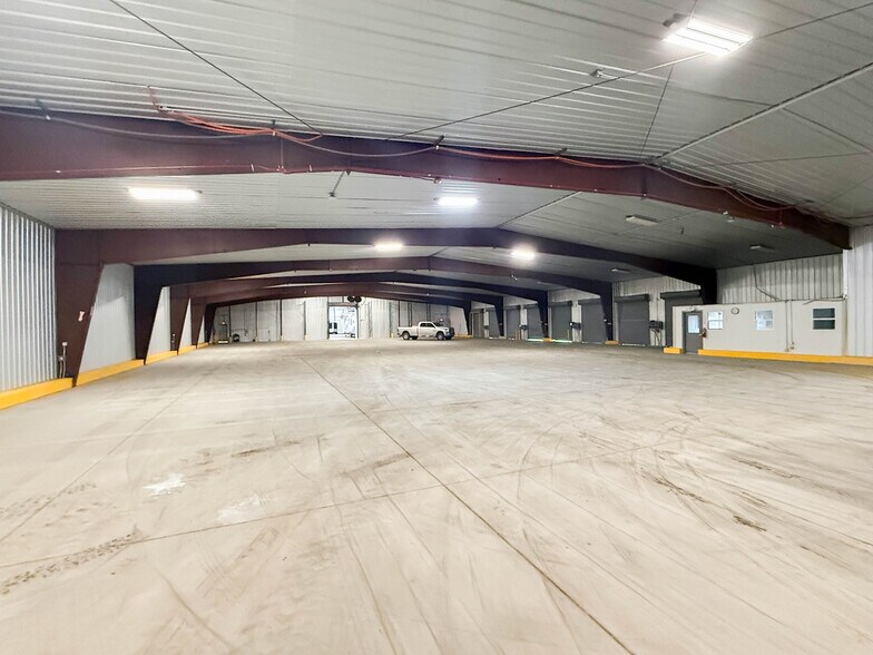 More Photos Of 712 E 2400 N, Tooele Warehouse For Sale