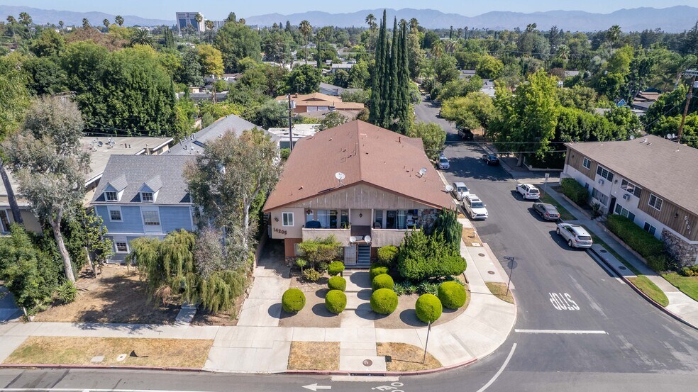 More Photos Of 14205 Burbank Blvd, Van Nuys Apartments For Sale