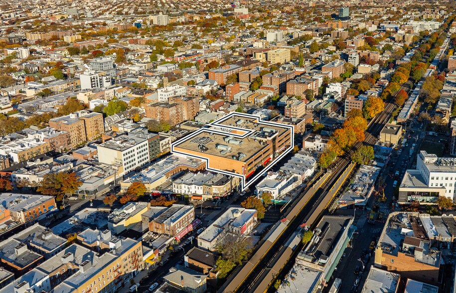 More Photos Of 1630 E 15th St, Brooklyn Office For Sale