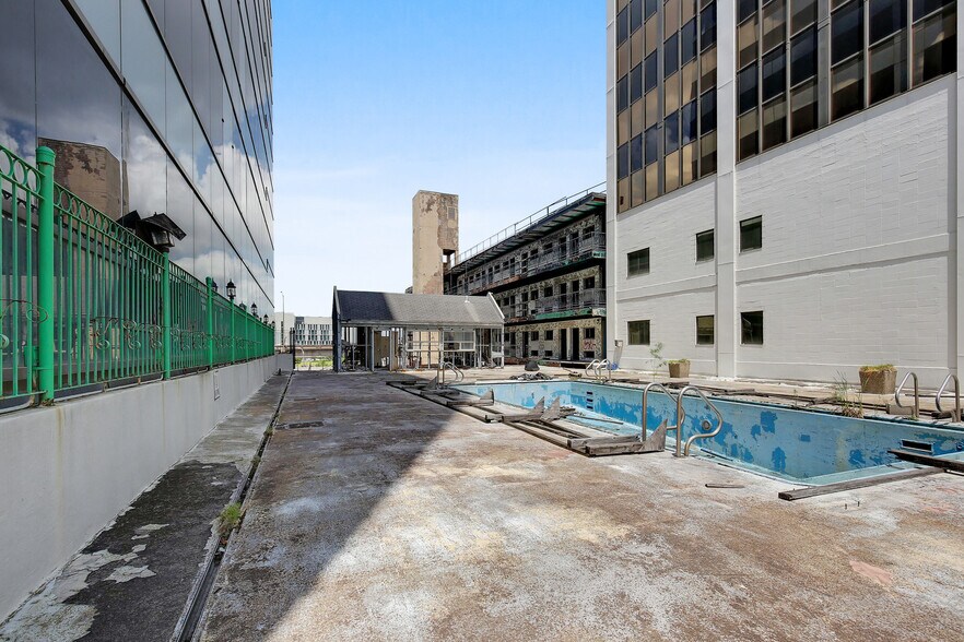 More Photos Of 1630 Canal St, New Orleans Hospitality For Sale
