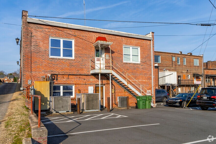 More Photos Of 131 S Main St, Mount Holly Loft Creative Space For Sale