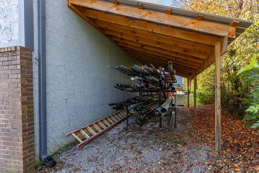 More Photos Of 125 Glancy St, Goodlettsville Office For Sale