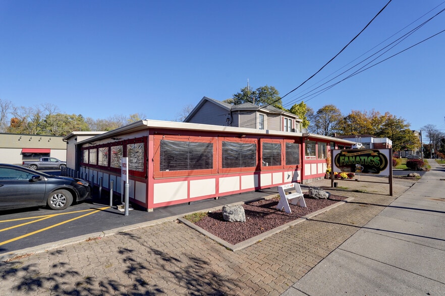 More Photos Of 7281 W Main St, Lima Restaurant For Sale