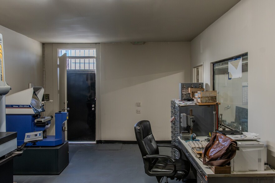 More Photos Of 2456 E 57th St, Huntington Park Warehouse For Sale