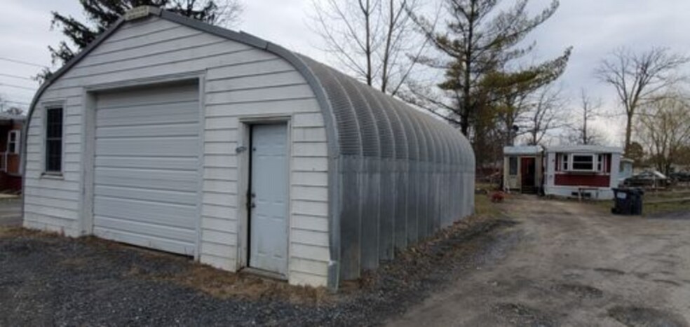 Primary Photo Of 414 Joslen Blvd, Hudson Warehouse For Lease