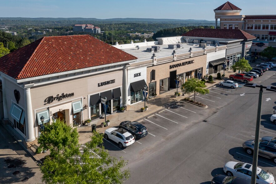 More Photos Of 201-221 Summit Blvd, Birmingham Unknown For Lease