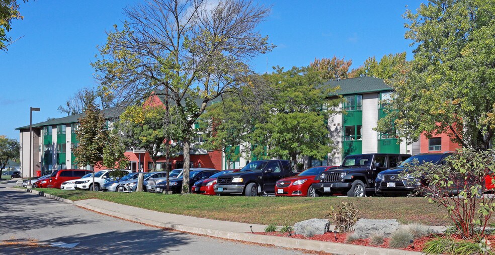 More Photos Of 181 Niagara St, St Catharines Assisted Living For Sale