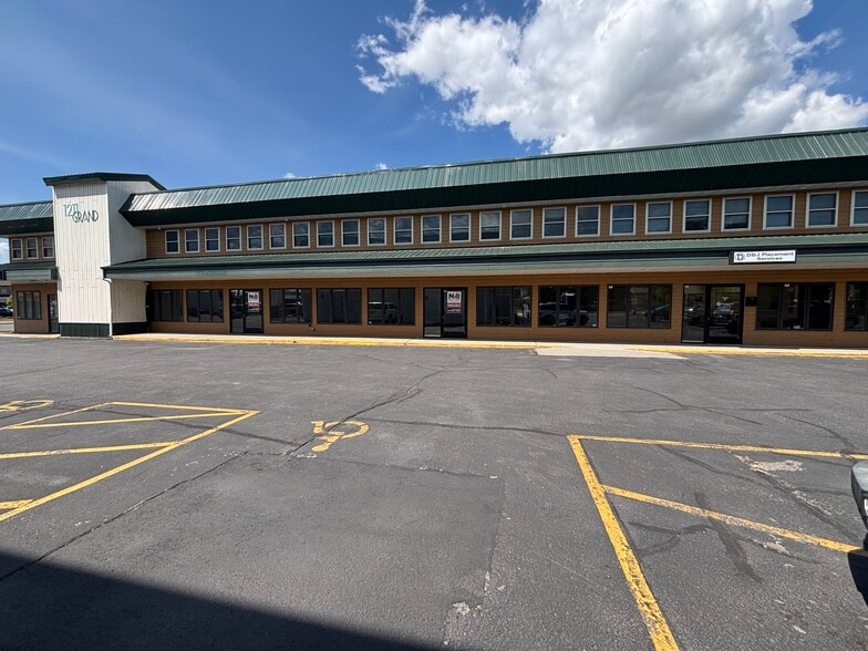 Primary Photo Of 1211 Grand Ave, Billings Storefront Retail Office For Lease