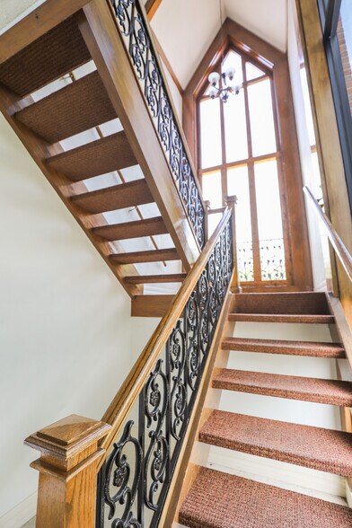 More Photos Of 305 SE 2nd Ave, Gainesville Office For Lease