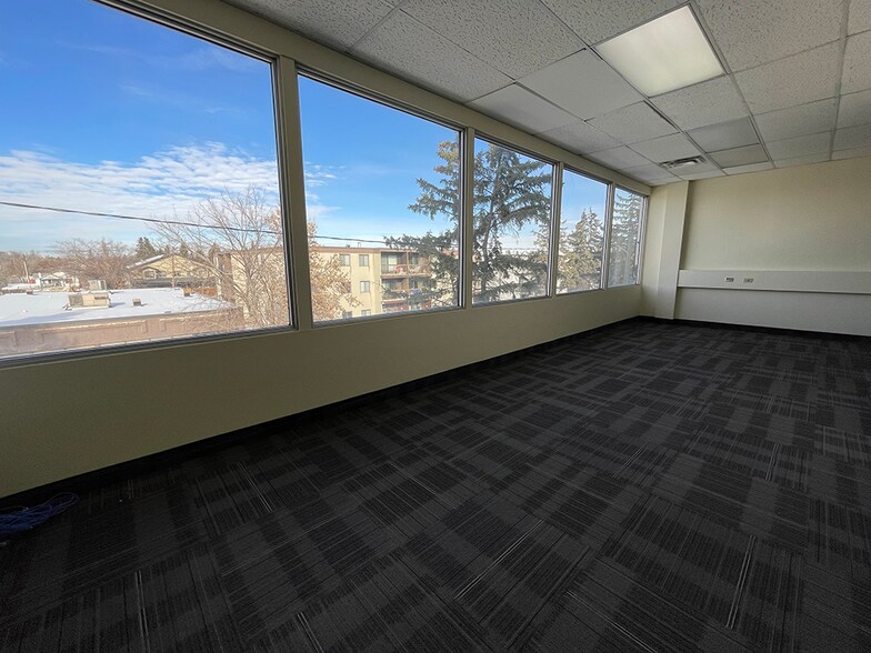 More Photos Of 4915 & 4926 54th Street, Red Deer Office For Sale