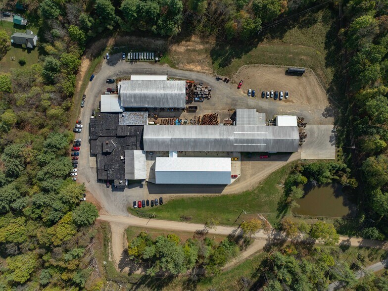 More Photos Of 162 Chapman Rd, Pleasantville Manufacturing For Sale