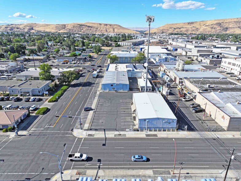 More Photos Of 215 N 3rd Ave, Yakima Office For Sale