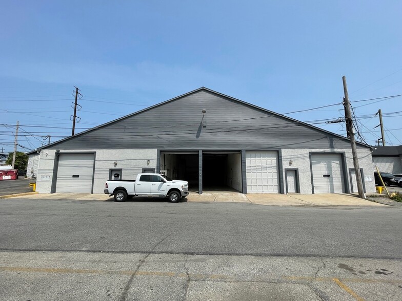 Primary Photo Of 12 Ormond St, Marcus Hook Warehouse For Lease