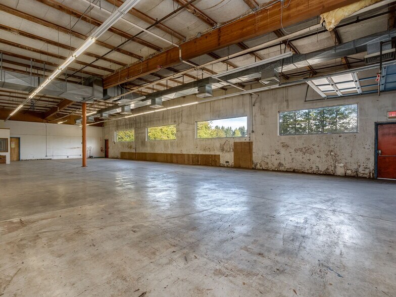 More Photos Of 16700 S Highway 99W, Amity Distribution For Sale