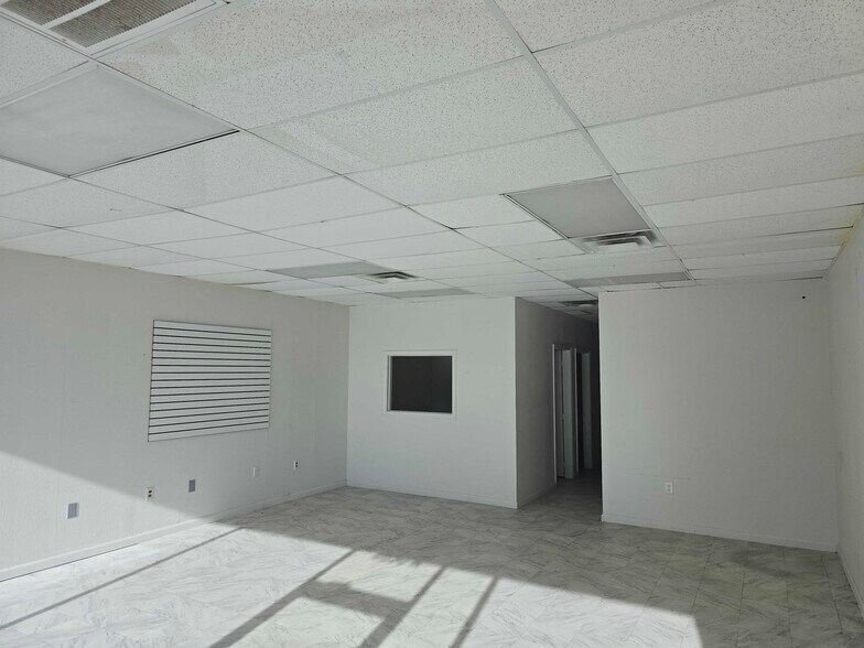More Photos Of 8650 N Houston Rosslyn Rd, Houston Unknown For Lease