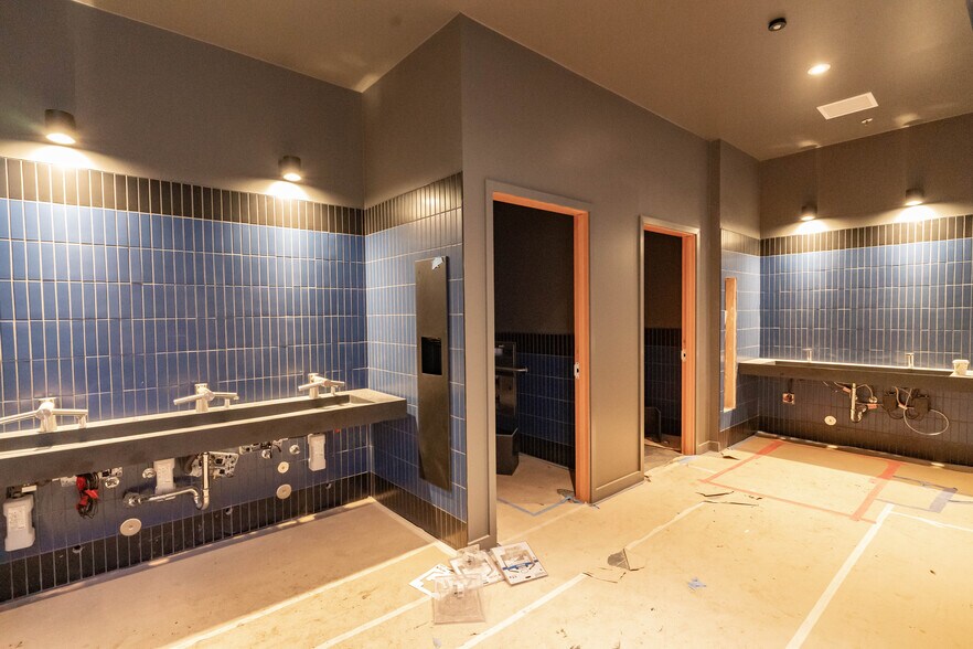 More Photos Of 950 Parker St, Berkeley Office For Sale