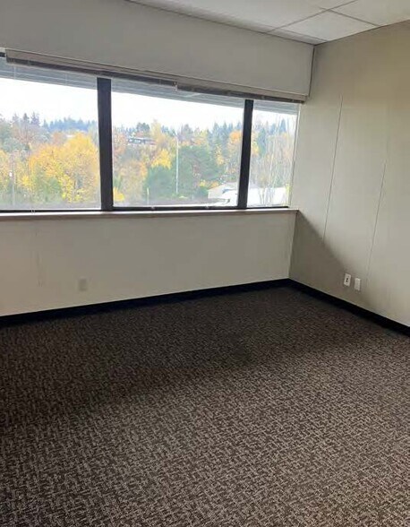 More Photos Of 9414 SW Barbur Blvd, Portland Office For Lease