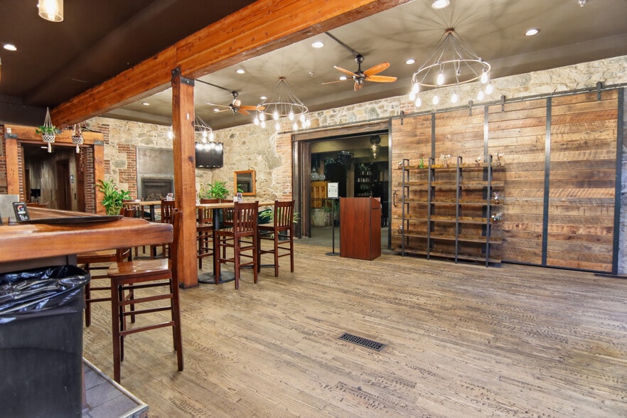 More Photos Of 107 Sacramento St, Nevada City Restaurant For Sale