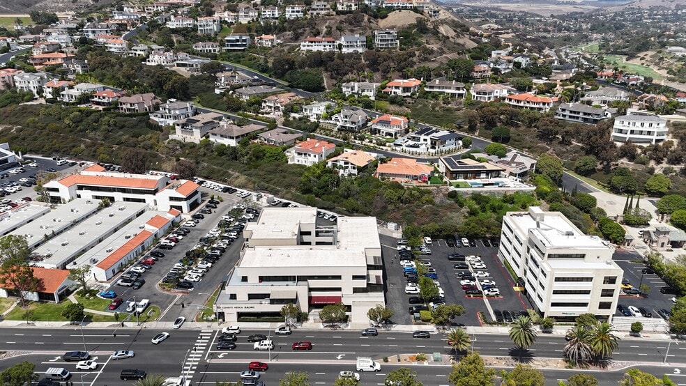 More Photos Of 665 Camino de los Mares, San Clemente Medical For Sale