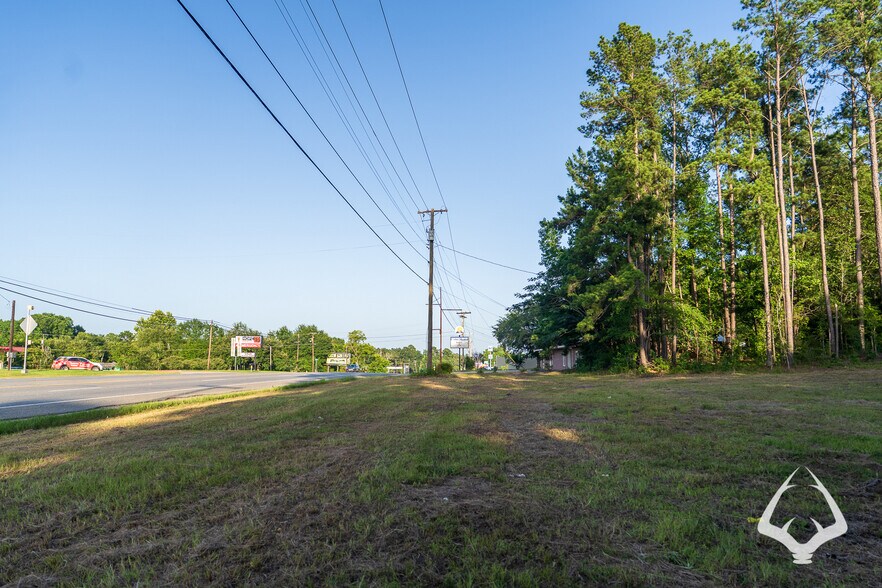 More Photos Of 2000 E Denman Ave, Lufkin Land For Sale
