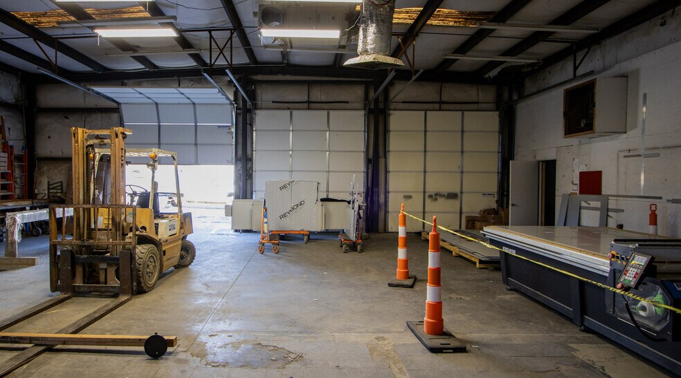 More Photos Of 431 Western Ln, Irmo Warehouse For Sale