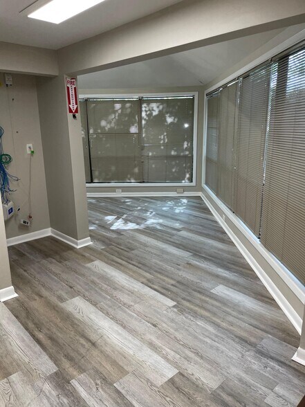 More Photos Of 3069 Amwiler Rd, Atlanta Medical For Lease