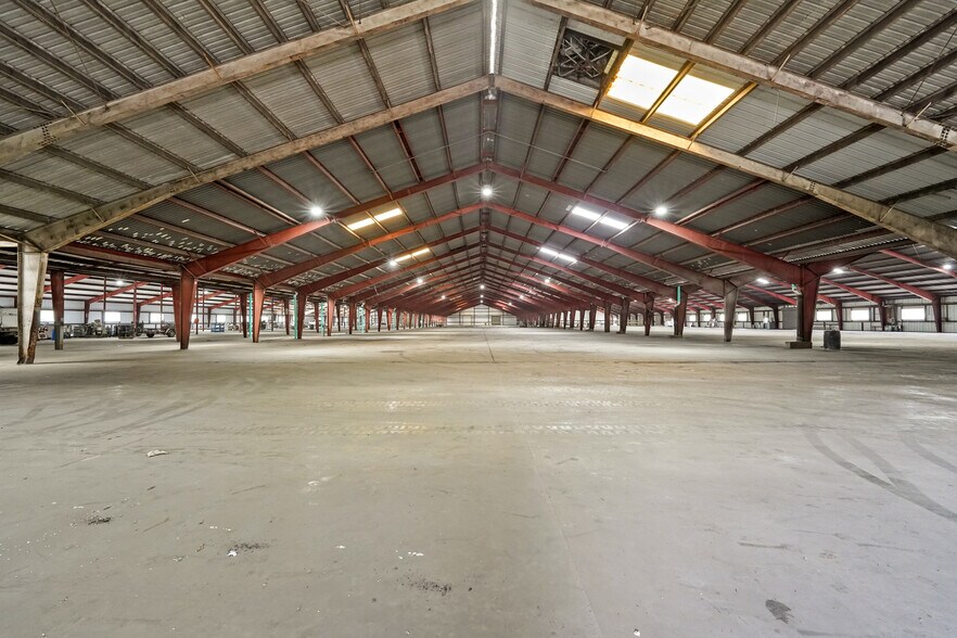 More Photos Of 14029 Almeda Rd, Houston Warehouse For Lease