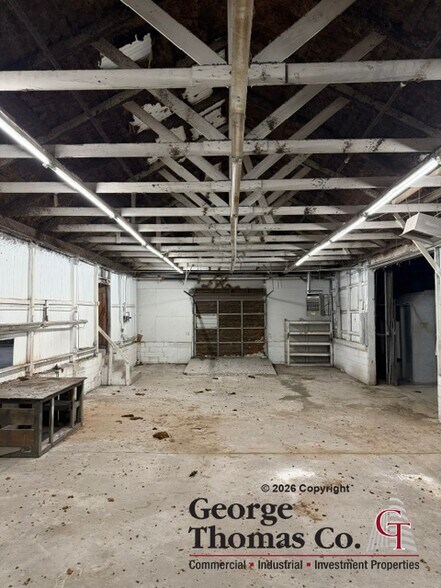 More Photos Of 835 S Xanthus Pl, Tulsa Industrial For Sale