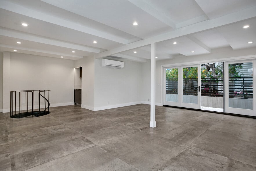 More Photos Of 618 S Coast Hwy, Laguna Beach Apartments For Sale