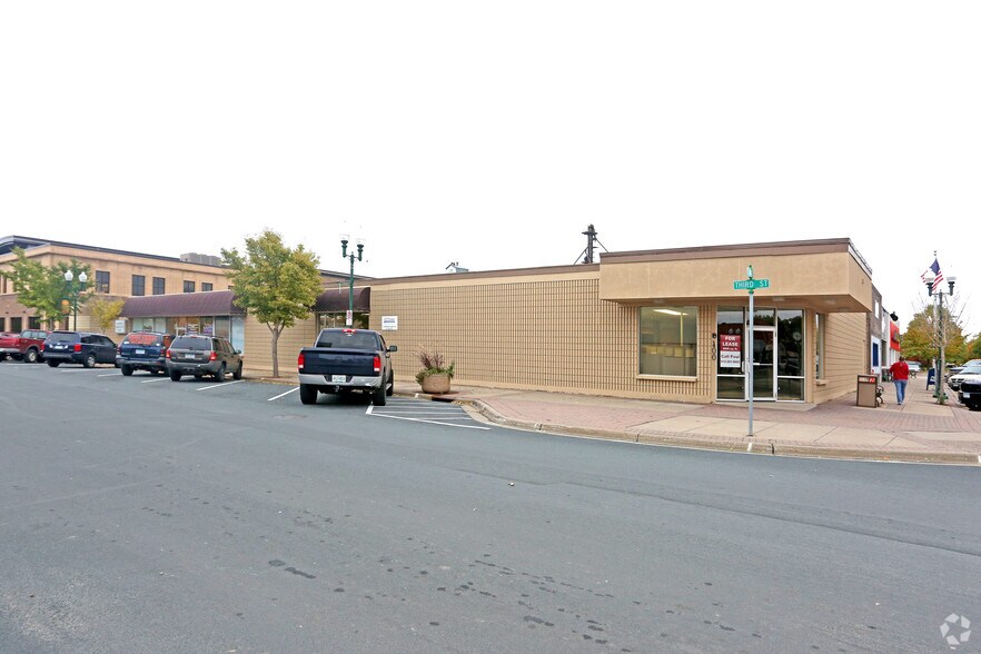 More Photos Of 400-408 3rd St, Farmington Storefront For Lease