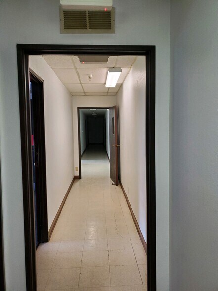 More Photos Of 1498 Gladding Ct, Milpitas Manufacturing For Sale