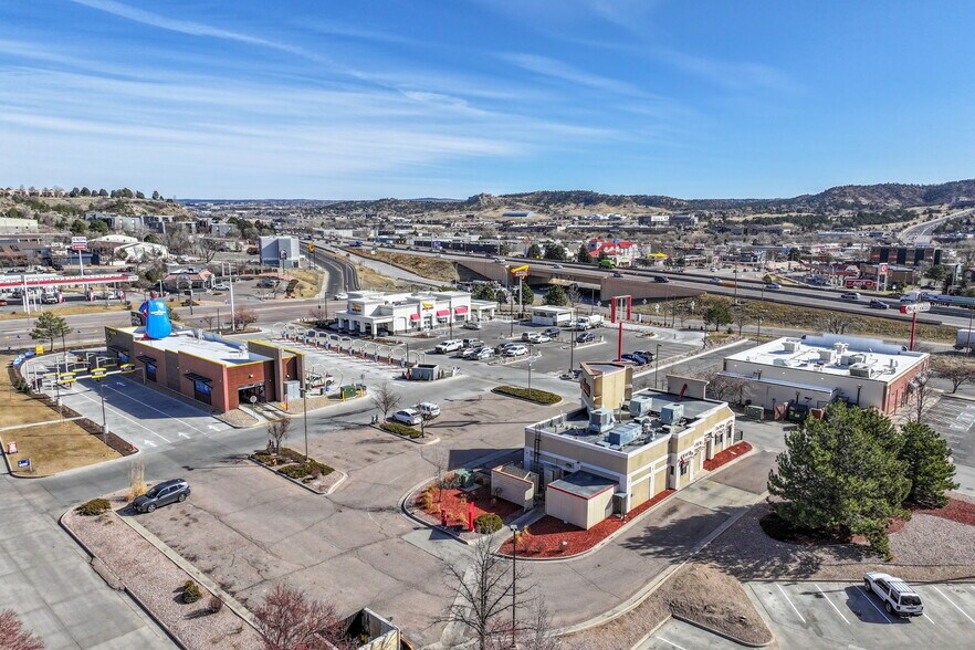 More Photos Of 511 Garden of the Gods Rd, Colorado Springs Fast Food For Sale