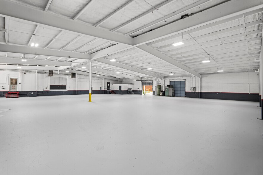 More Photos Of 730 Perez St, San Antonio Manufacturing For Sale