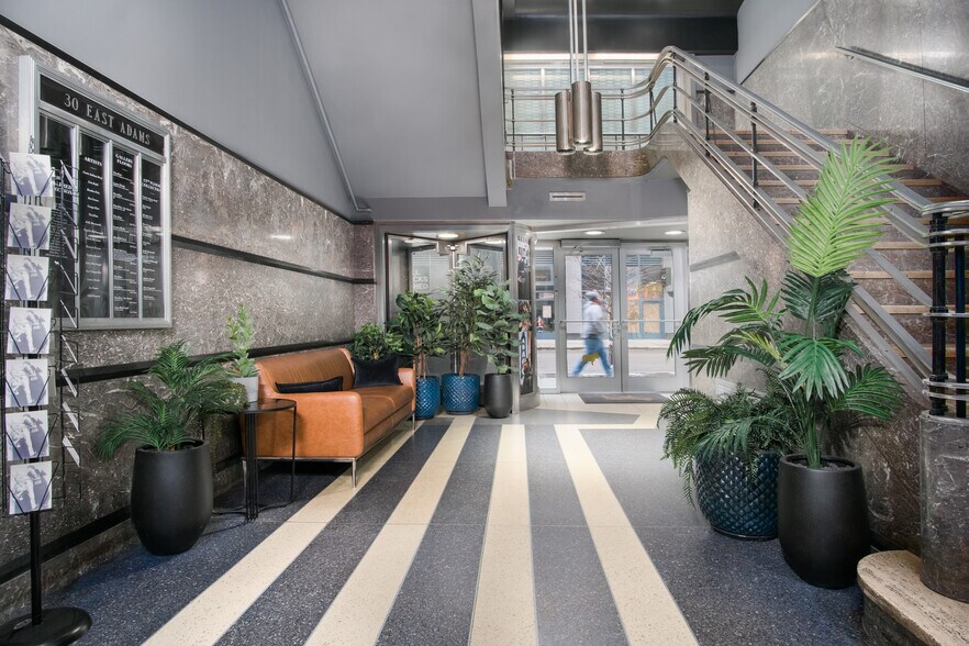 More Photos Of 30 E Adams St, Chicago Apartments For Lease