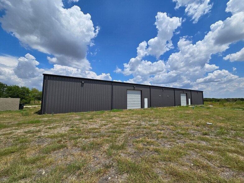 Primary Photo Of 1850 Goforth Rd, Kyle Freestanding For Sale