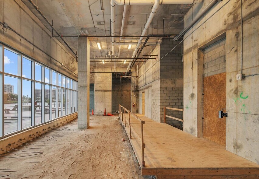 More Photos Of 4010 S Ocean Dr, Hollywood Hotel For Lease