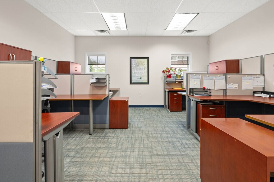 More Photos Of 12800 Hospitality Way, Ocean City Office For Sale